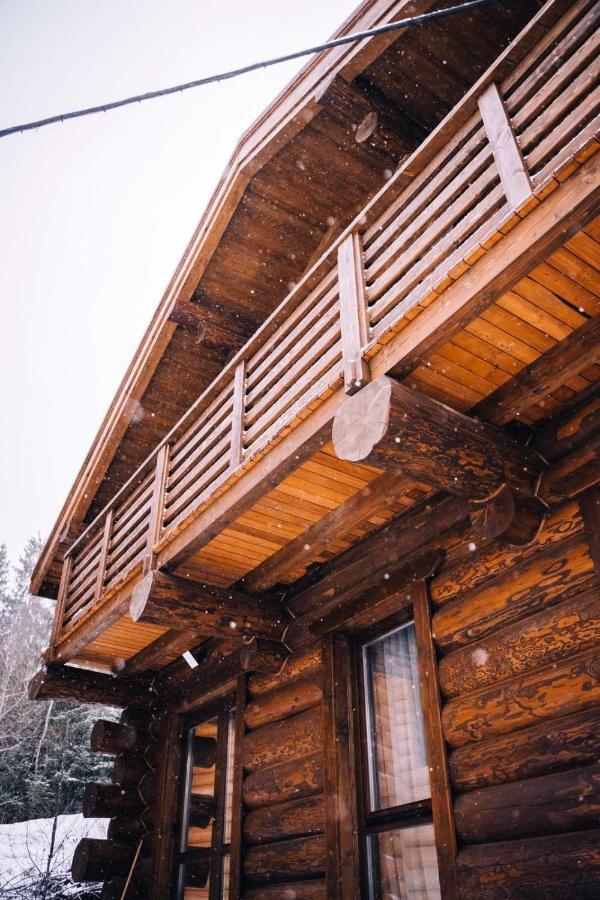 Tatova Hata * Yablunytsya